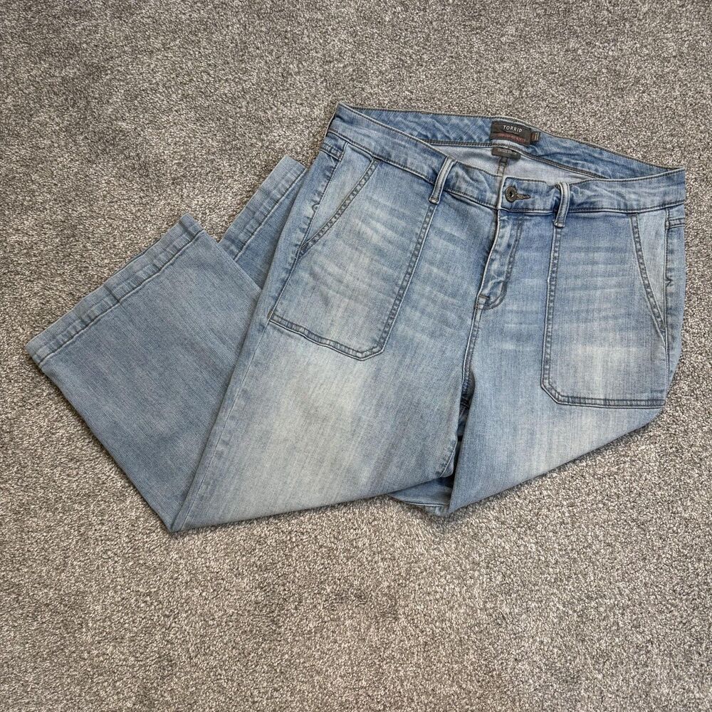 Torrid Jeans Womens 16 Blue Light Wash Crop HighRise Wide Leg Plus Denim Utility